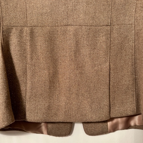 Banana Republic wool blend tailored blazer. - Picture 5 of 14